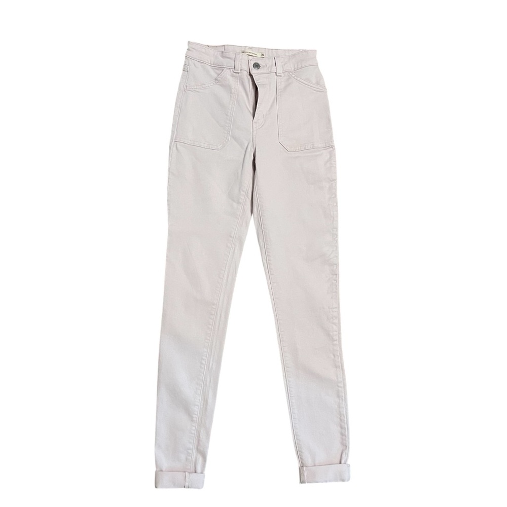 Levi's Women's 721 High Rise Skinny Jeans in Light Pink - Picture 3 of 9